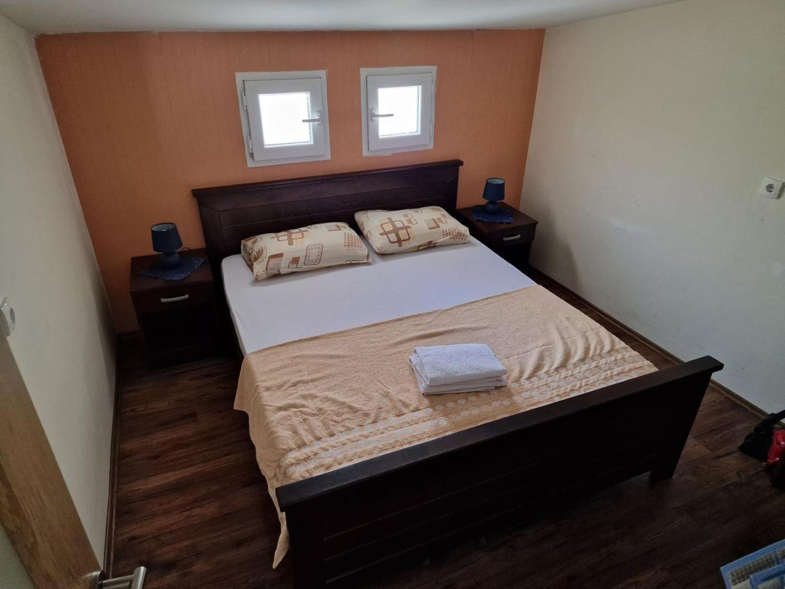 Lakeside Oasis Home Karuc Luaran gambar