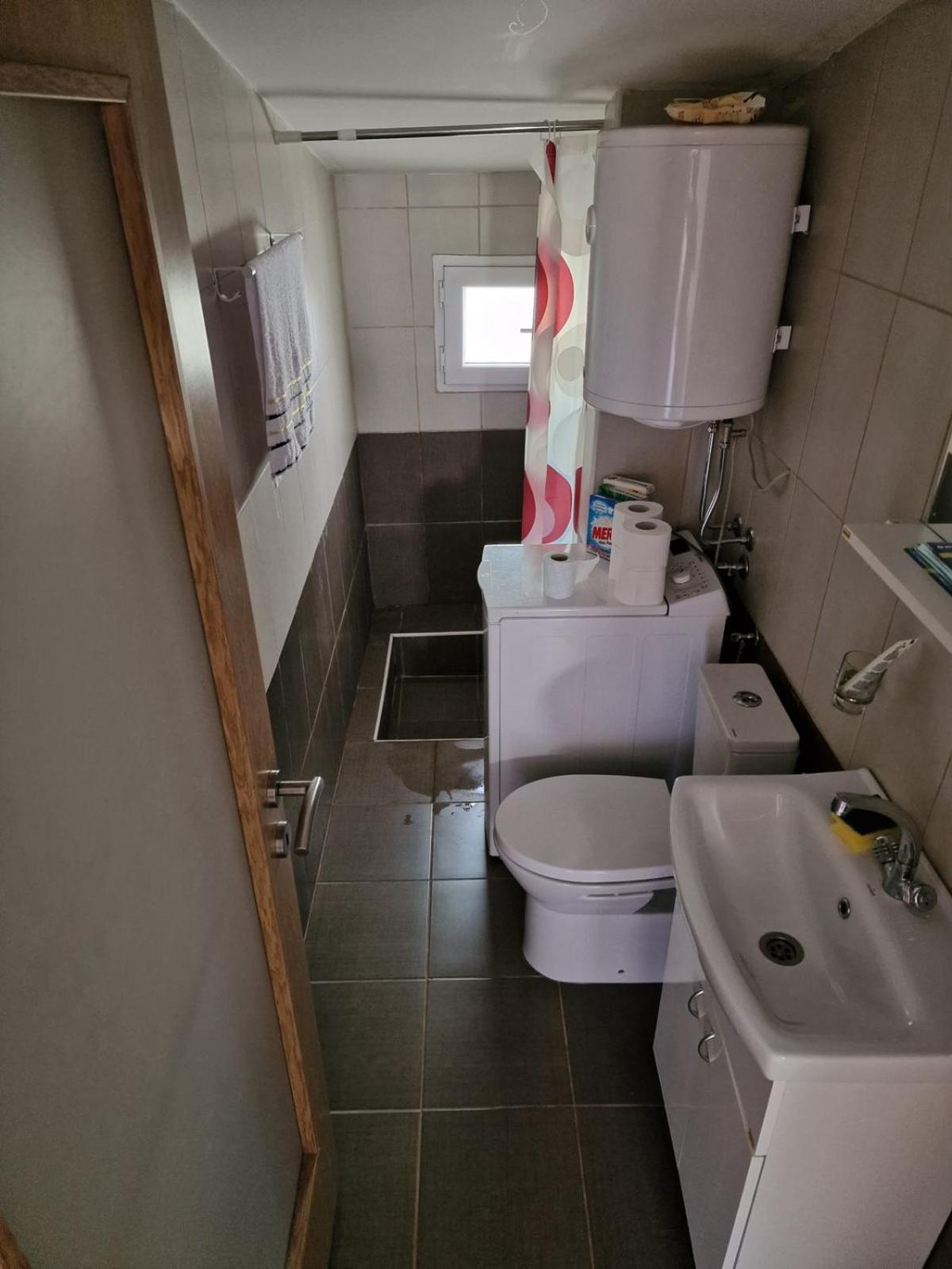 Lakeside Oasis Home Karuc Luaran gambar